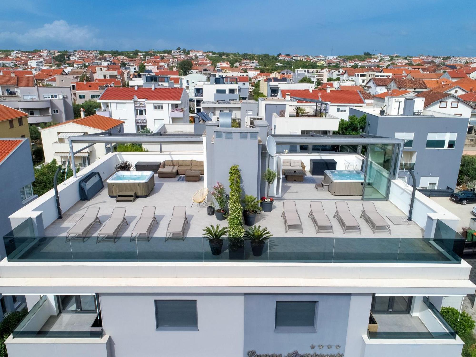 Luxury Majpruz Apartmán *