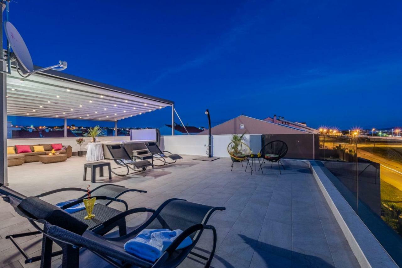 Luxury Majpruz Apartmán *